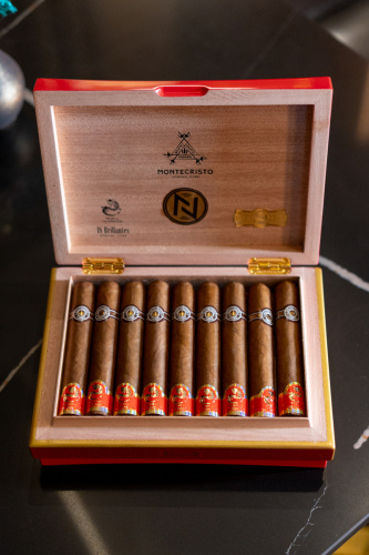 Сигары Montecristo Brilliantes