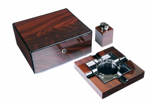 Настольный набор сигарных аксессуаров Howard Miller